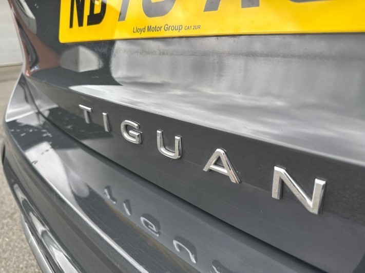 2025 (75) VOLKSWAGEN TIGUAN 1.5 eTSI 150 R-Line 5dr DSG 5565127