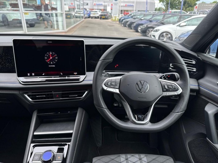 2025 (75) VOLKSWAGEN TIGUAN 1.5 eTSI 150 R-Line 5dr DSG 5565138