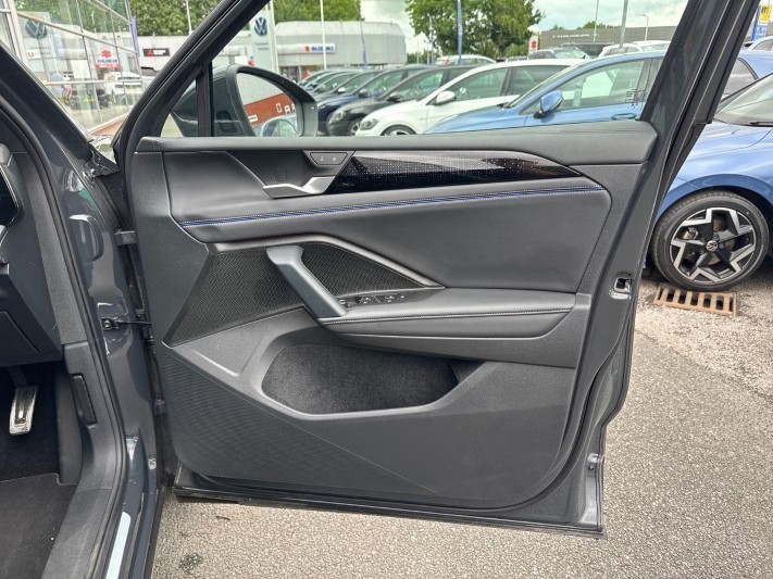 2025 (75) VOLKSWAGEN TIGUAN 1.5 eTSI 150 R-Line 5dr DSG 5565128