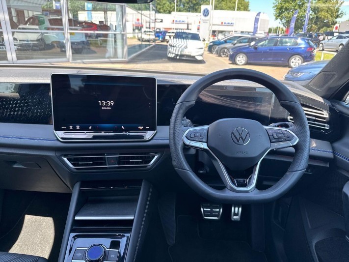 2025 (75) VOLKSWAGEN TIGUAN 1.5 eTSI 150 R-Line 5dr DSG 5545676