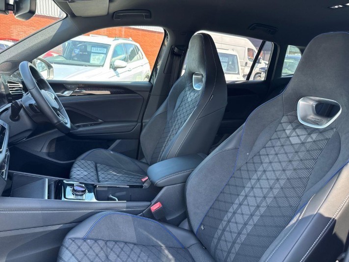 2025 (75) VOLKSWAGEN TIGUAN 1.5 eTSI 150 R-Line 5dr DSG 5545688