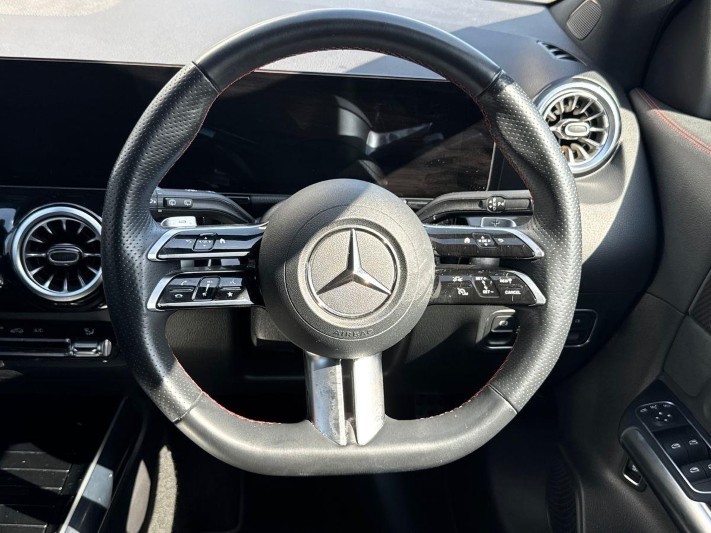 2024 (24) MERCEDES-BENZ GLA 200 AMG Line Executive 5dr Auto 5555640