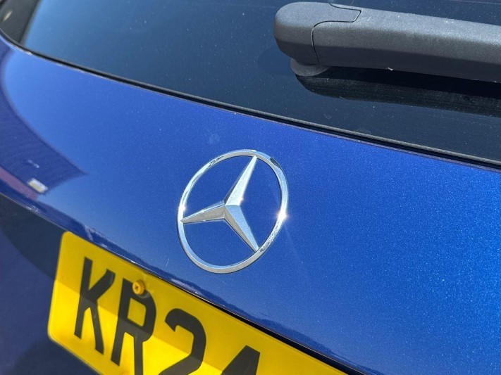 2024 (24) MERCEDES-BENZ GLA 200 AMG Line Executive 5dr Auto 5555668