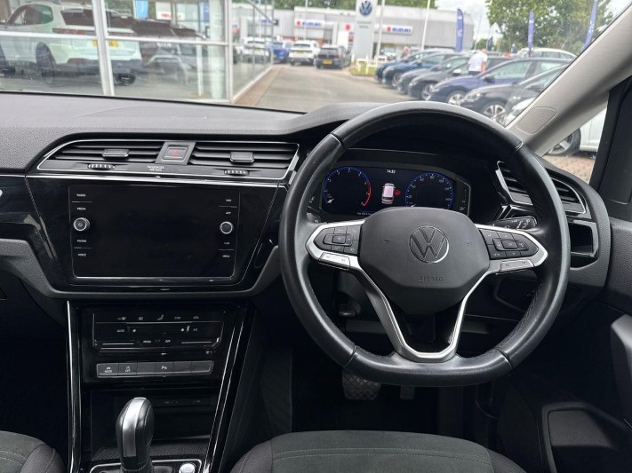2023 (72) VOLKSWAGEN TOURAN 1.5 TSI EVO SEL 5dr DSG 5564037