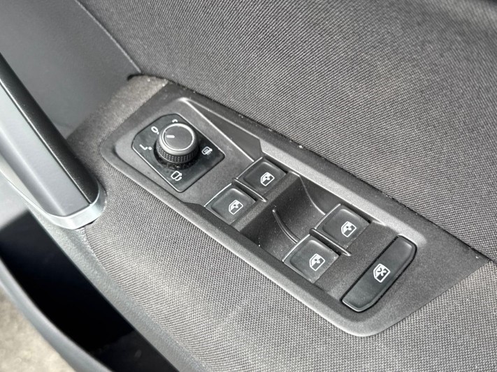 2023 (72) VOLKSWAGEN TOURAN 1.5 TSI EVO SEL 5dr DSG 5564029