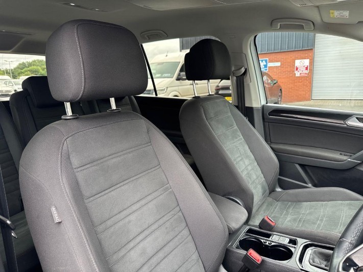 2023 (72) VOLKSWAGEN TOURAN 1.5 TSI EVO SEL 5dr DSG 5564025