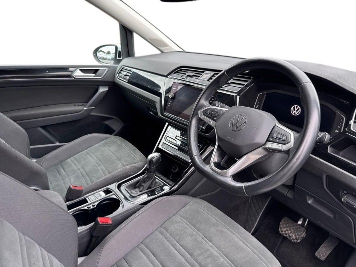 2023 (72) VOLKSWAGEN TOURAN 1.5 TSI EVO SEL 5dr DSG 5564019