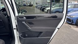 2023 (72) VOLKSWAGEN TOURAN 1.5 TSI EVO SEL 5dr DSG 5564072
