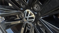 2023 (23) VOLKSWAGEN TOUAREG 3.0 V6 TDI 4Motion Black Edition 5dr Tip Auto 5614393