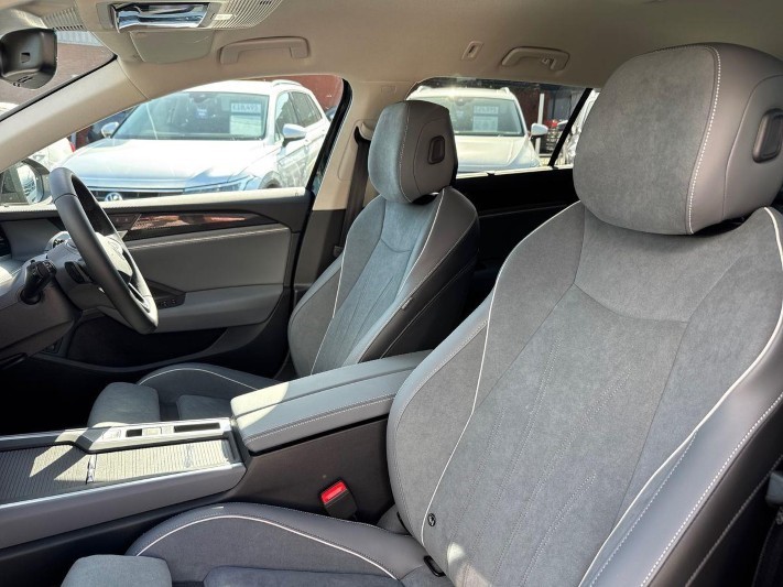 2026 (26) VOLKSWAGEN PASSAT 1.5 TSI eHybrid Match 5dr DSG 5550914