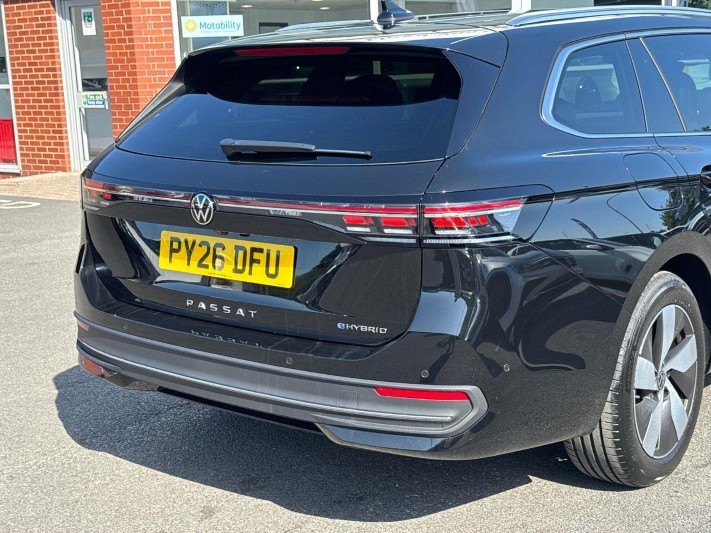2026 (26) VOLKSWAGEN PASSAT 1.5 TSI eHybrid Match 5dr DSG 5550925