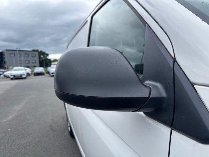2023 (23) VOLKSWAGEN COMMERCIAL TRANSPORTER 2.0 TDI 110 Startline Van 5559157