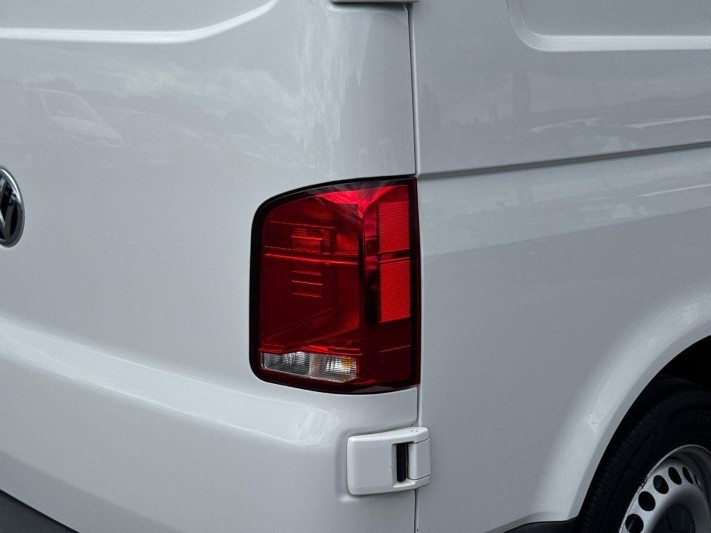 2023 (23) VOLKSWAGEN COMMERCIAL TRANSPORTER 2.0 TDI 110 Startline Van 5558975