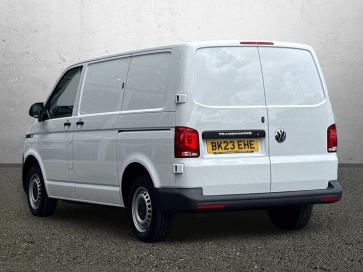 2023 (23) VOLKSWAGEN COMMERCIAL TRANSPORTER 2.0 TDI 110 Startline Van 5558933
