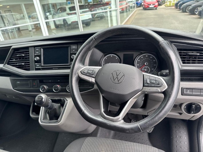 2023 (23) VOLKSWAGEN COMMERCIAL TRANSPORTER 2.0 TDI 110 Startline Van 5558950