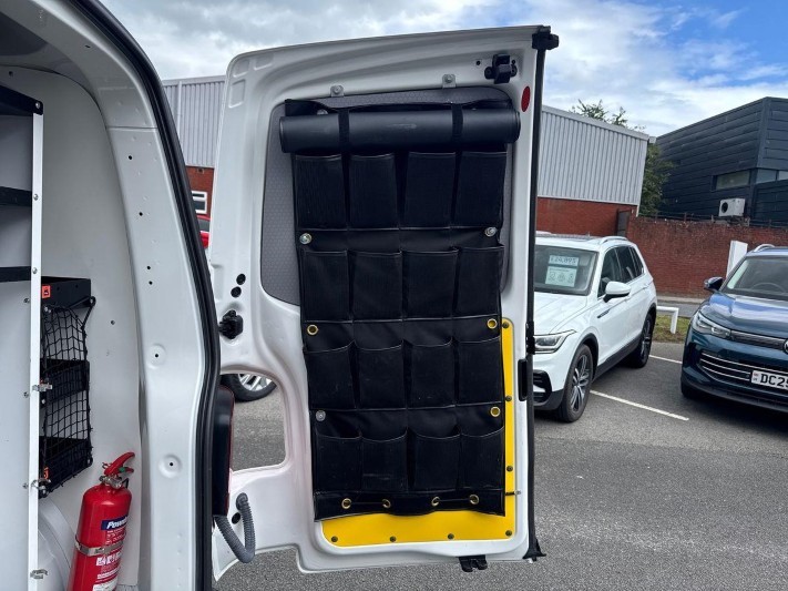 2023 (23) VOLKSWAGEN COMMERCIAL TRANSPORTER 2.0 TDI 110 Startline Van 5558979