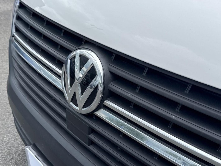 2023 (23) VOLKSWAGEN COMMERCIAL TRANSPORTER 2.0 TDI 110 Startline Van 5558973