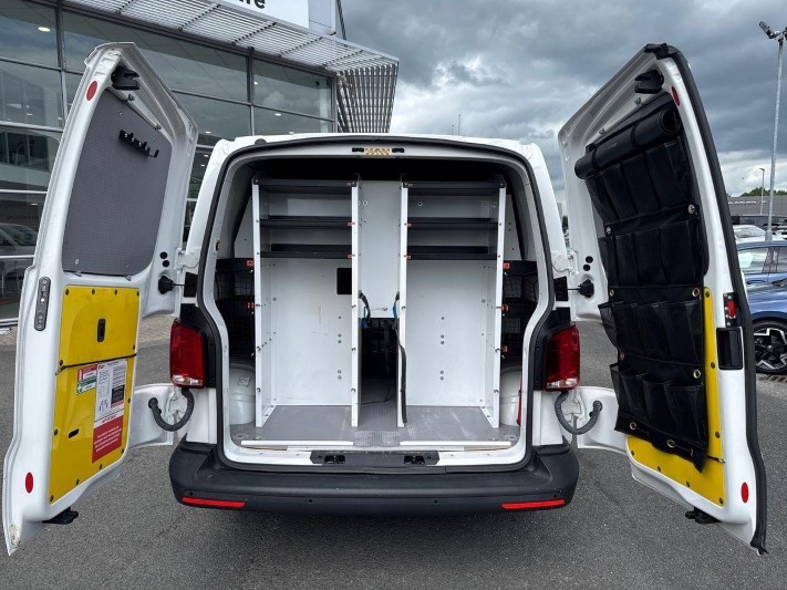 2023 (23) VOLKSWAGEN COMMERCIAL TRANSPORTER 2.0 TDI 110 Startline Van 5558967