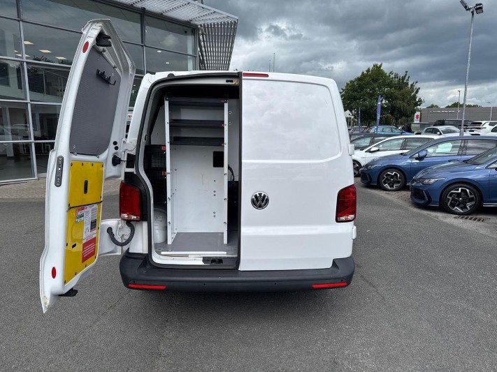 2023 (23) VOLKSWAGEN COMMERCIAL TRANSPORTER 2.0 TDI 110 Startline Van 5558969