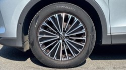 2024 (24) VOLKSWAGEN TIGUAN 1.5 TSI 150 R-Line Edition 5dr DSG 5550339