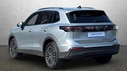 2024 (24) VOLKSWAGEN TIGUAN 1.5 TSI 150 R-Line Edition 5dr DSG 5550333