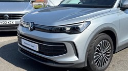 2024 (24) VOLKSWAGEN TIGUAN 1.5 TSI 150 R-Line Edition 5dr DSG 5550375