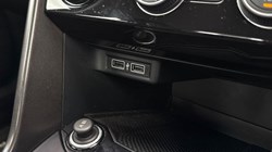 2020 (20) VOLKSWAGEN T-ROC 2.0 TDI SE 5dr 5570896