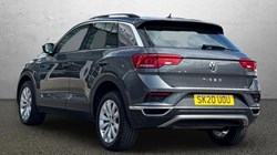 2020 (20) VOLKSWAGEN T-ROC 2.0 TDI SE 5dr 5570868