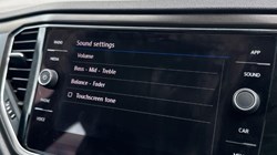 2020 (20) VOLKSWAGEN T-ROC 2.0 TDI SE 5dr 5570930