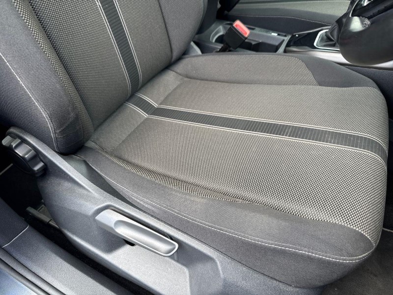 2020 (20) VOLKSWAGEN T-ROC 2.0 TDI SE 5dr 5570883