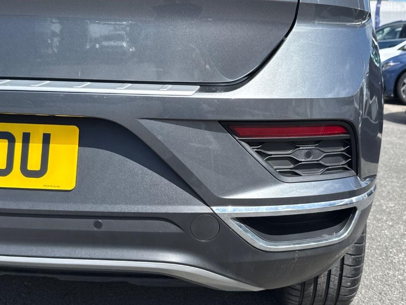 2020 (20) VOLKSWAGEN T-ROC 2.0 TDI SE 5dr 5570913