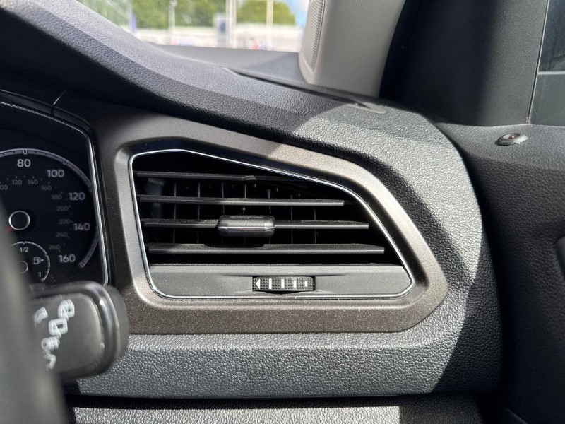 2020 (20) VOLKSWAGEN T-ROC 2.0 TDI SE 5dr 5570897