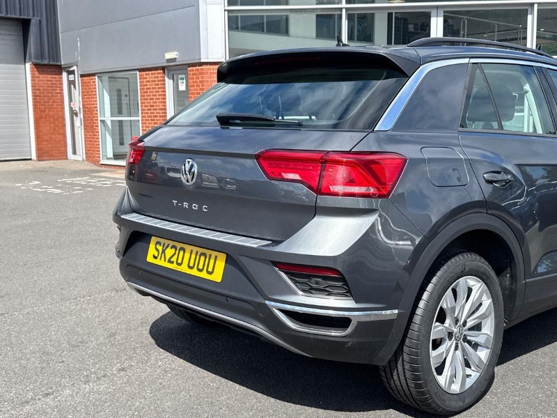 2020 (20) VOLKSWAGEN T-ROC 2.0 TDI SE 5dr 5570911