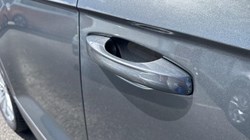 2020 (20) VOLKSWAGEN T-ROC 2.0 TDI SE 5dr 5570915