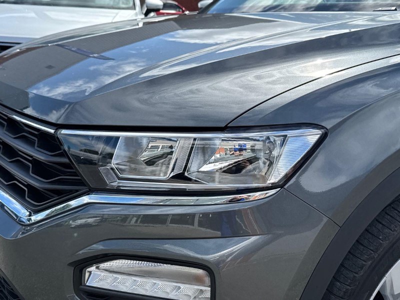 2020 (20) VOLKSWAGEN T-ROC 2.0 TDI SE 5dr 5570907