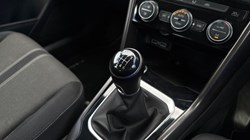 2020 (20) VOLKSWAGEN T-ROC 2.0 TDI SE 5dr 5570898