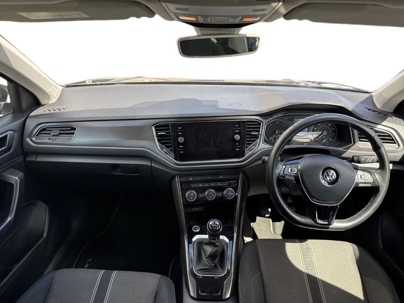 2020 (20) VOLKSWAGEN T-ROC 2.0 TDI SE 5dr 5570876