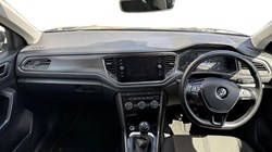 2020 (20) VOLKSWAGEN T-ROC 2.0 TDI SE 5dr 5570876