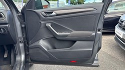 2020 (20) VOLKSWAGEN T-ROC 2.0 TDI SE 5dr 5570879