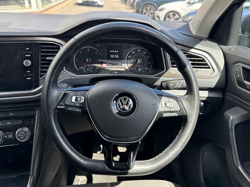 2020 (20) VOLKSWAGEN T-ROC 2.0 TDI SE 5dr 5570885