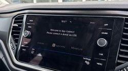 2020 (20) VOLKSWAGEN T-ROC 2.0 TDI SE 5dr 5570929
