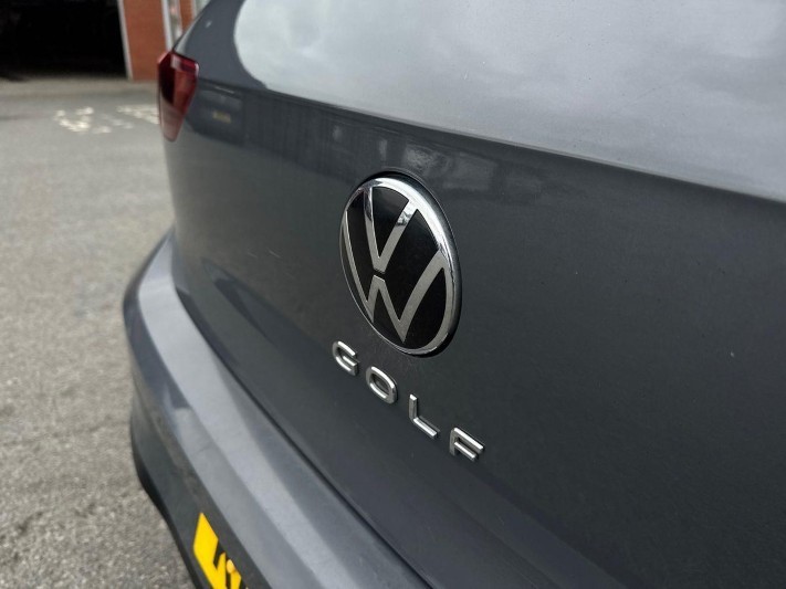 2022 (22) VOLKSWAGEN GOLF 2.0 TDI 150 R-Line 5dr 5589587