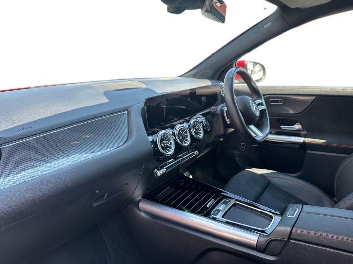 2024 (73) MERCEDES-BENZ GLA 200d AMG Line Executive 5dr Auto 5605284