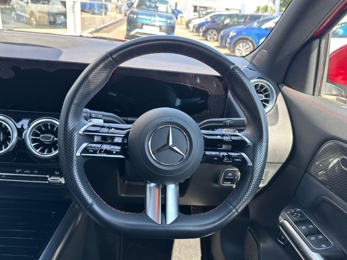2024 (73) MERCEDES-BENZ GLA 200d AMG Line Executive 5dr Auto 5605302