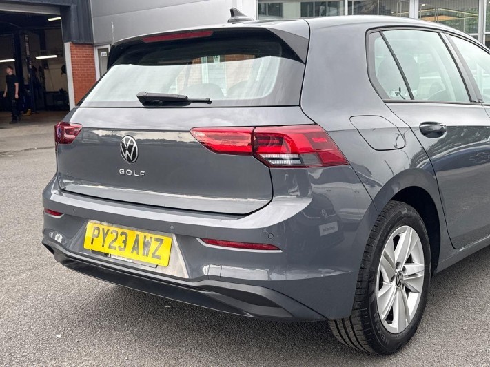 2023 (23) VOLKSWAGEN GOLF 1.5 TSI Life 5dr 5584698