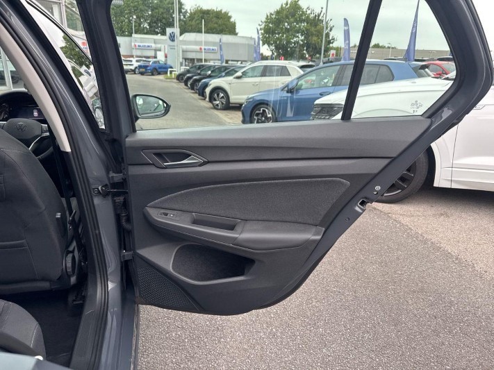 2023 (23) VOLKSWAGEN GOLF 1.5 TSI Life 5dr 5584710