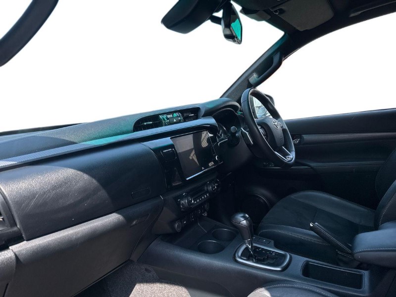 2025 (25) TOYOTA COMMERCIAL HILUX GR Sport II D/Cab Pick Up 2.8 D-4D Auto
