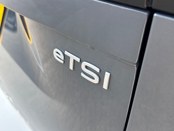 2025 (75) VOLKSWAGEN TAYRON 1.5 eTSI Life 5dr DSG7 [7 Seat] 5614283
