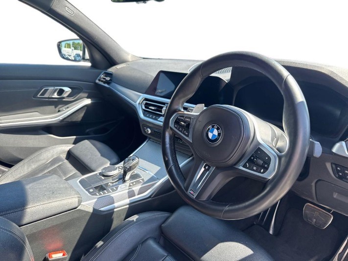 2021 (21) BMW 3 SERIES 320i M Sport 4dr Step Auto 5605088