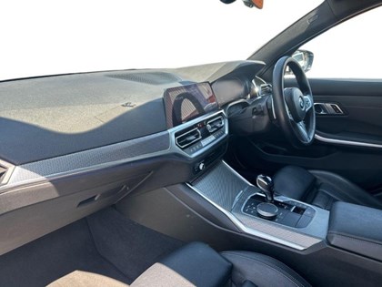 2021 (21) BMW 3 SERIES 320i M Sport 4dr Step Auto